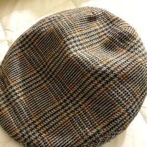 Vintage Kangol classic tweed cap with quilted lining